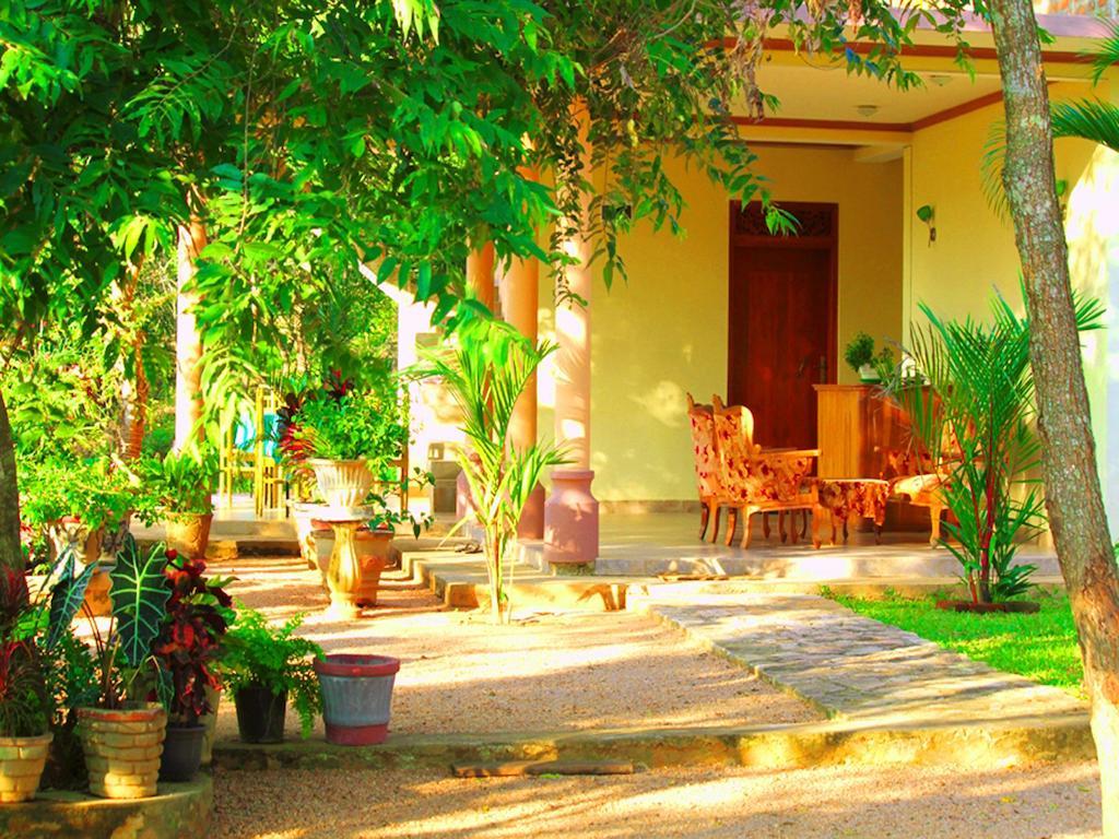 Mount View Hotell Polonnaruwa Rum bild