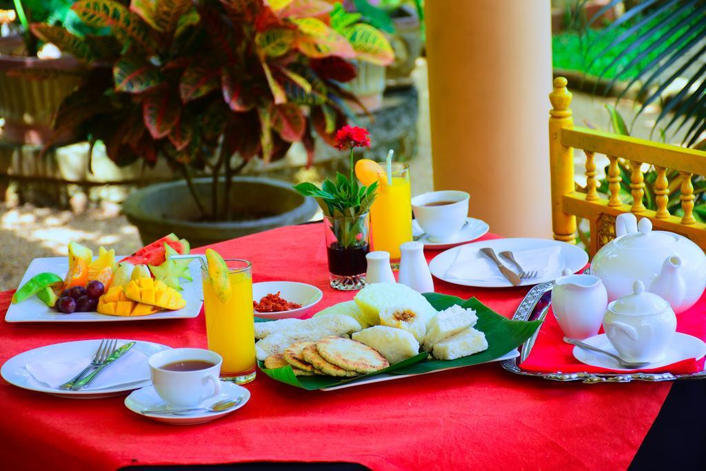 Mount View Hotell Polonnaruwa Exteriör bild